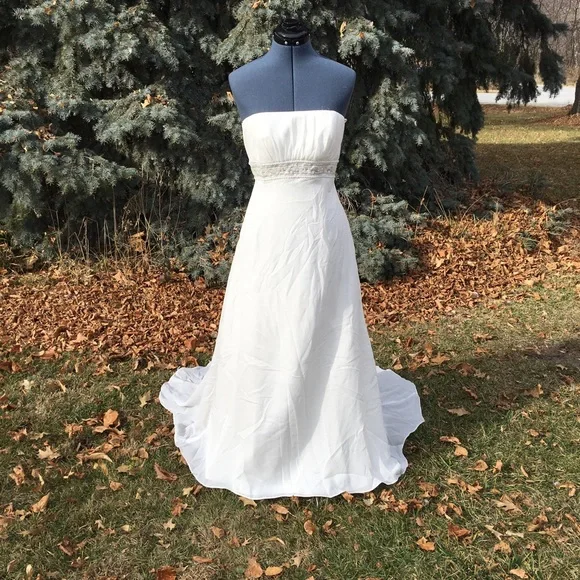 empire waist dresses casual Strapless Lace Dress with Sweetheart Neckline and Empire Waist main image 1